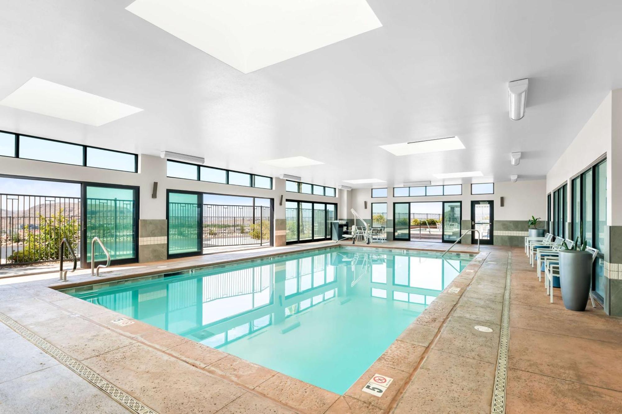 Best Western Plus Settlers Point Вашингтон Екстериор снимка