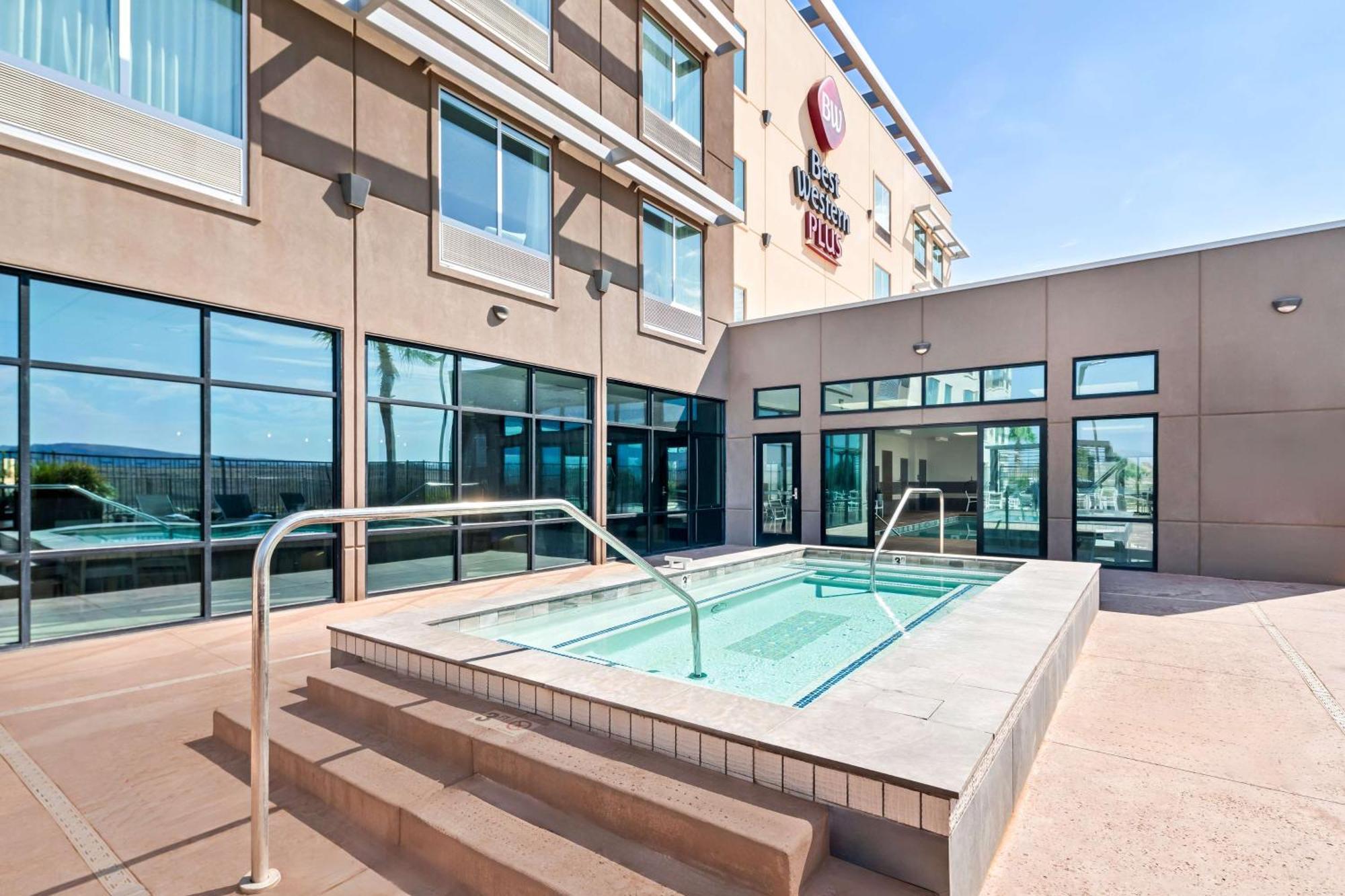 Best Western Plus Settlers Point Вашингтон Екстериор снимка